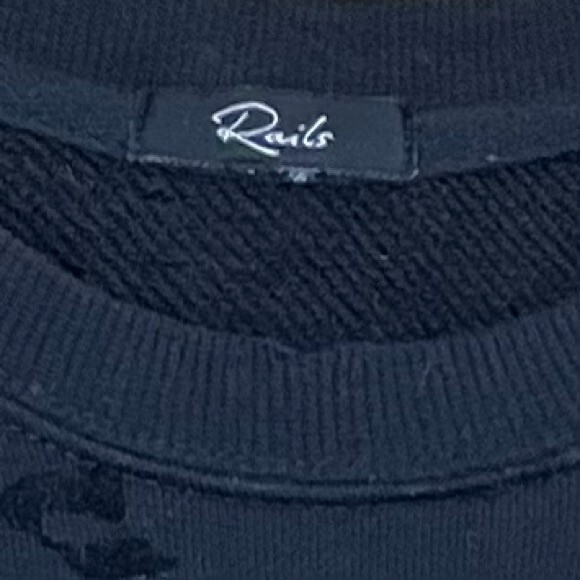 Rails Black Marlo Flocked Leopard Textured With Side Zip Sweatshirt Size S - Picture 12 of 13